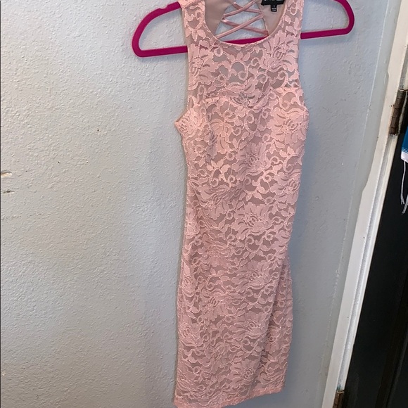 Light Pink Lace Dress - Picture 3 of 4